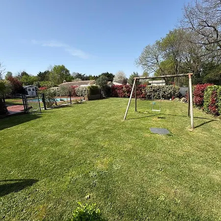 Familiale Avec Piscine Chauffee La Lande-de-Fronsac